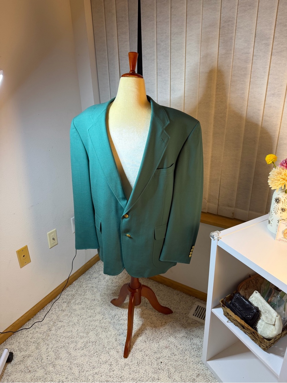 Vintage Lands’ End Men’s Green Blazer Gold Crest Buttons Preppy Sport Coat